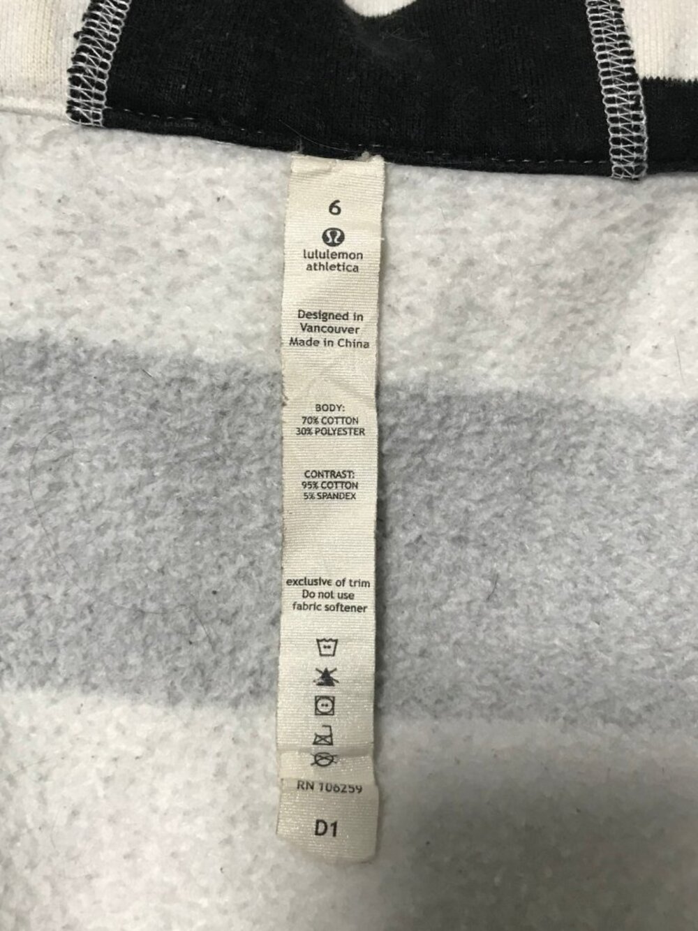 Lululemon Black & White Striped Scuba Hoodie size 6 *READ* - Picture 3 of 7